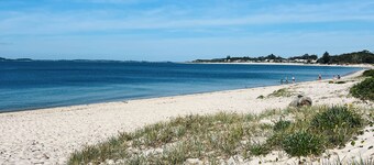 Hawks Nest Holiday Haven -Relaxed Coastal Getaway