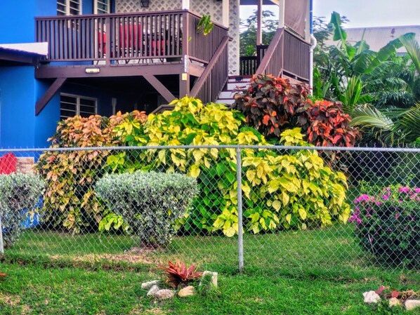 Family Apartment, Garden View | Terrace/patio