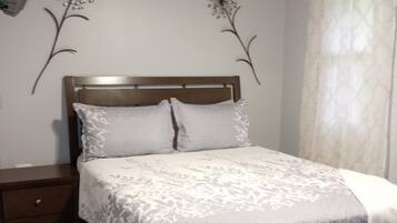 1 bedroom, iron/ironing board, free WiFi, bed sheets