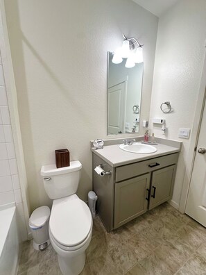 Handtücher, Toilettenpapier