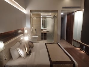 Club Room | Free WiFi