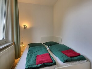3 bedrooms, Internet