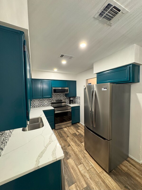 Microwave, oven, stovetop, dishwasher