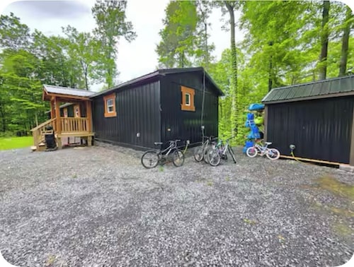 Bear creek cabin, peaceful escape