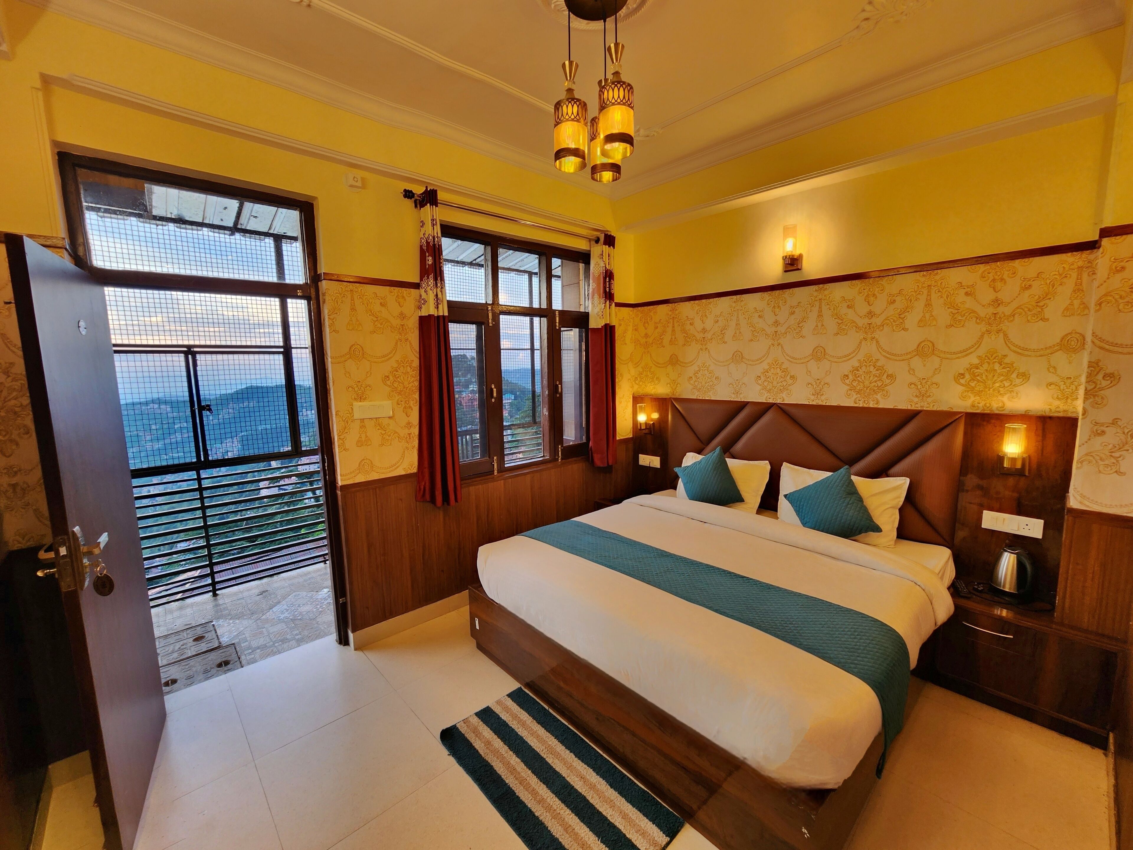 Dobbeltrom – classic, balkong, fjellutsikt | Wi-fi (inkludert)