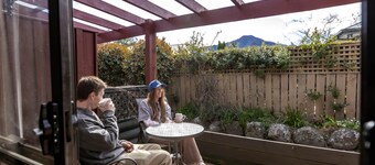 Alpine Springs Motel | Unit 4 - H2521A