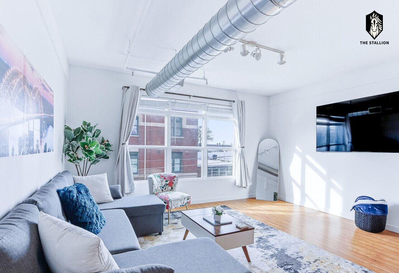 `Discover Memphis` Loft - Steps From Downtown Attractions (Loft#307) - Memphis, TN