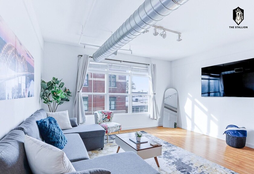 `Discover Memphis` Loft - Steps From Downtown Attractions (Loft#307) - Memphis, TN