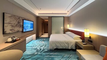 Standard Room, City View | In-room safe, blackout drapes, soundproofing, iron/ironing board