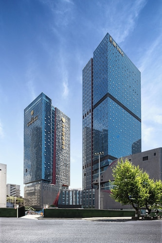 Lyhn International Hotel Chengdu 