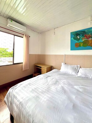 Basic Double Room Single Use, River View