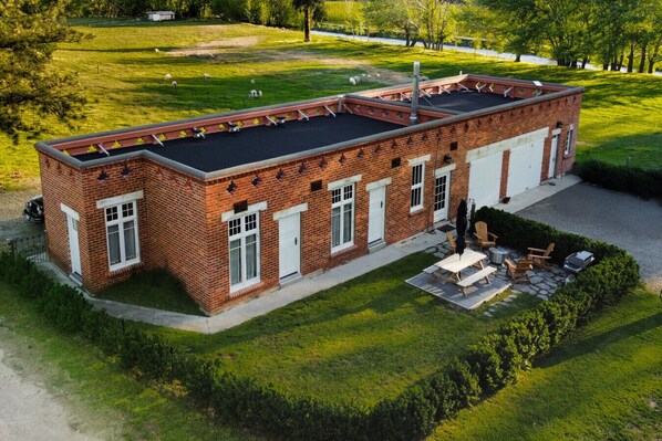 Exterior - Historic Castle Coach House – Trail & Wineries (Earnscleugh)