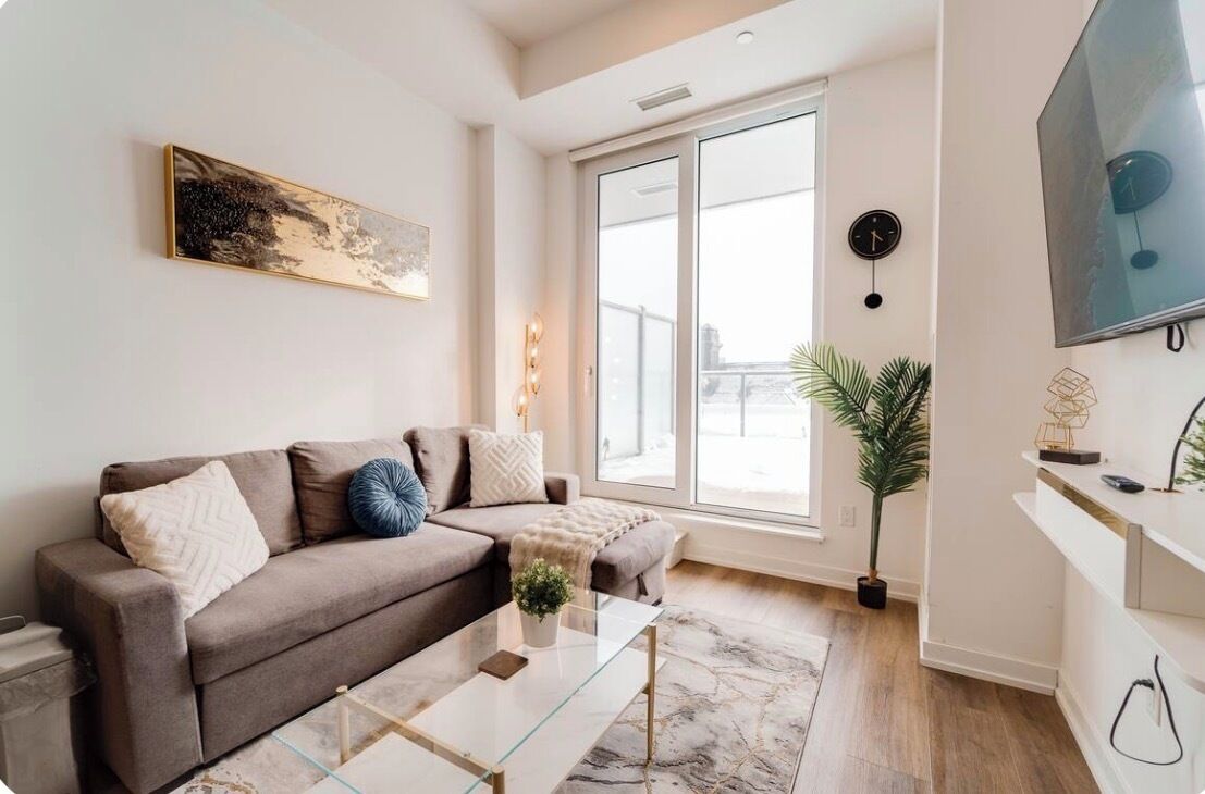 Luxury & Modern Condo| Central | Exclusive Terrace - Kitchener
