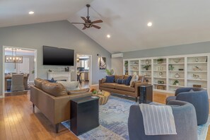 Smart TV, fireplace, video games, DVD player