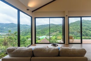 Luxury Villa, Valley View | Valley view