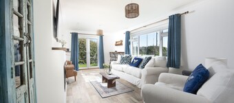 Sennen Sands- Free Parking & WiFi - Pets Welcome