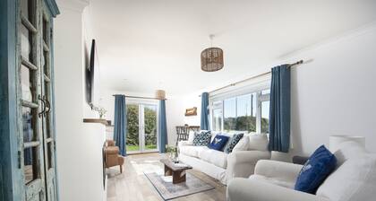 Sennen Sands- Free Parking & WiFi - Pets Welcome