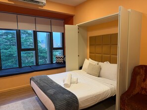Deluxe Double Room, City View | In-room safe, free WiFi