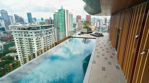 Ceylonz Suites by Icefly Hom's