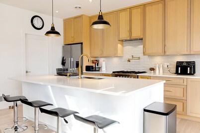 Bear mountain escape with luxury views that sleeps10