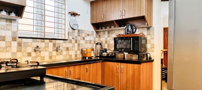 Fully furnished apartment with Kitchen near T Nagar, Chennai