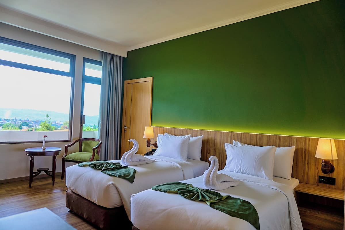 Twin Room, Balcony | Cadar katil