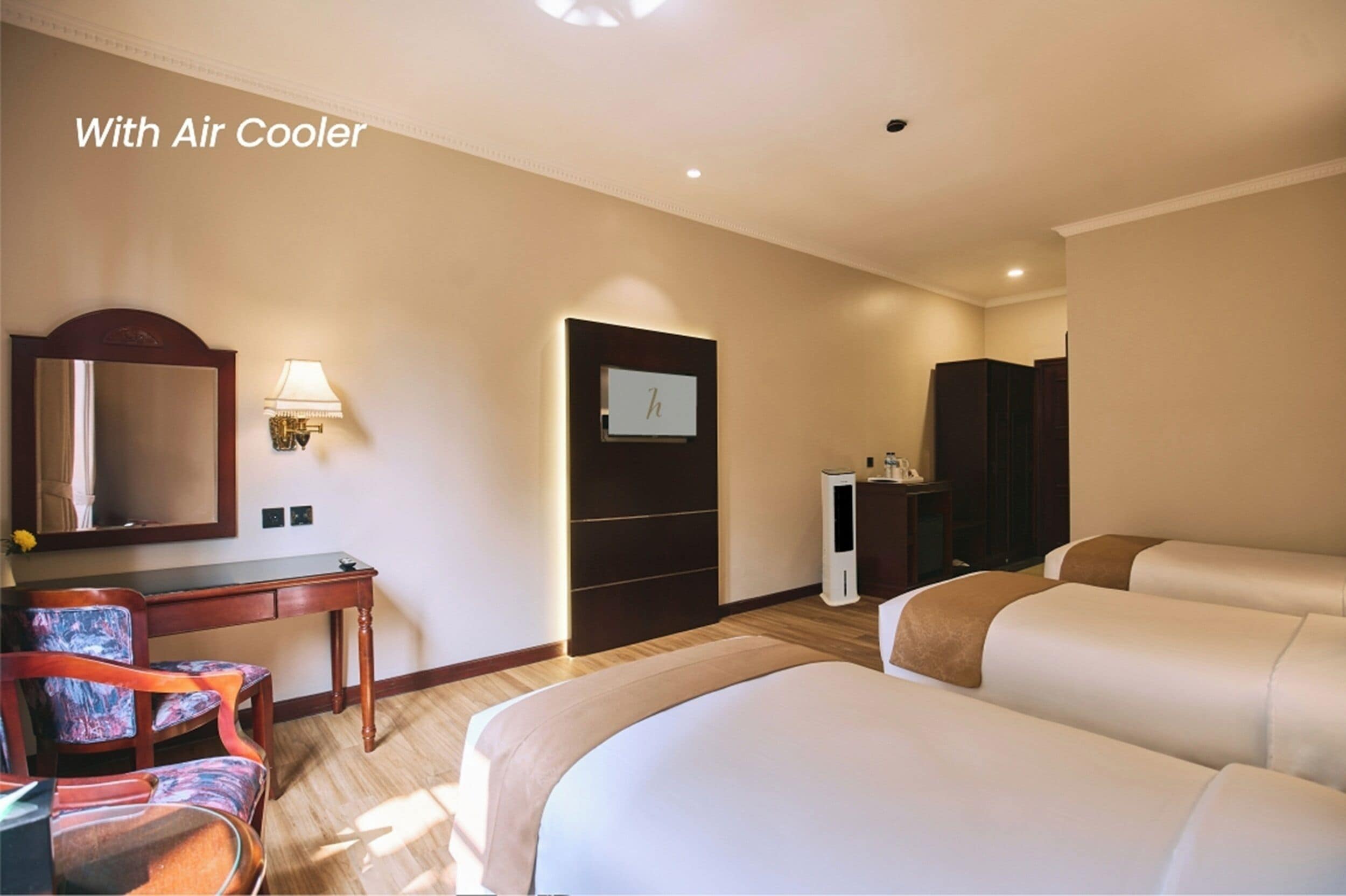 Deluxe Lodge Triple (With Air Cooler) | Ropa de cama