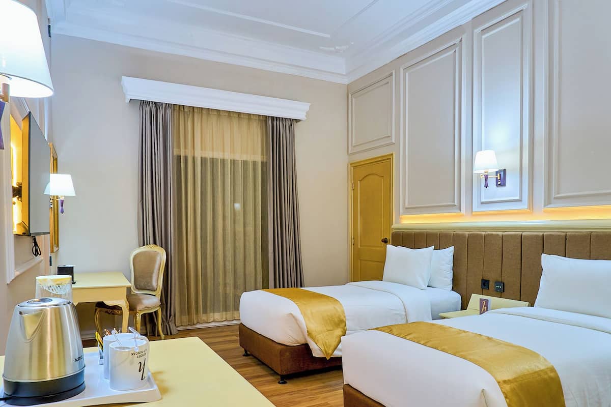 Deluxe Palace Twin (With Air Cooler) | Bed sheets