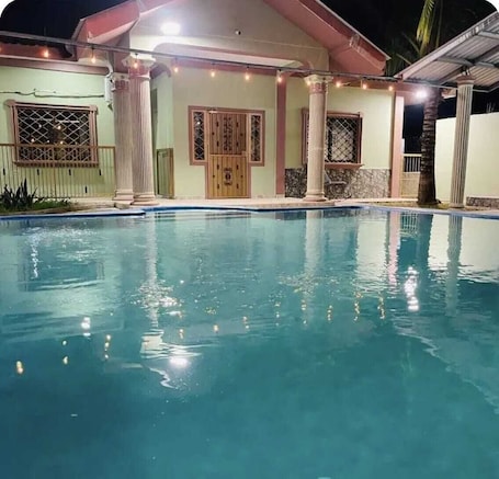 Outdoor pool. Beautiful house in Cieneguita Beach