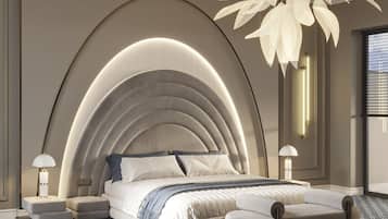 Suite Mewah, balkon, pemandangan kota | Brankas, setrika/meja setrika, dan Wi-Fi gratis