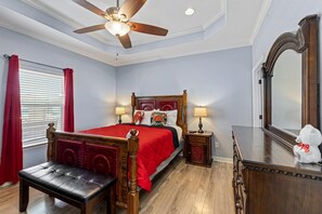 3 chambres, fer et planche à repasser, Wi-Fi, draps fournis