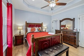 3 soverom, strykejern/-brett, wi-fi og sengetøy