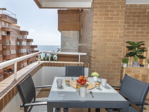 Outdoor dining - Costa Marina II by Interhome (Oropesa del Mar)