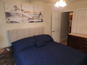 2 bedrooms, WiFi, bed sheets