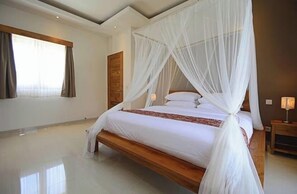 In-room safe, free WiFi