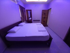 2 bedrooms