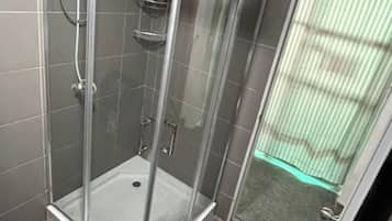 Habitación doble estándar, vista a la playa | Baño