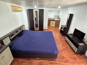 Standard Double Room, Beach View | Free WiFi