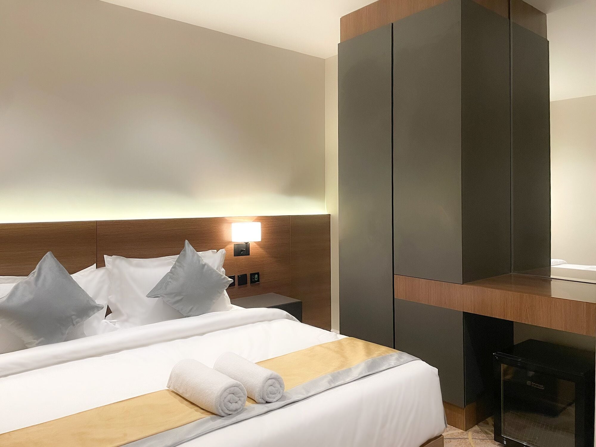 Economy-Zimmer | Schrank