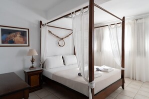 2 bedrooms, in-room safe, iron/ironing board, travel crib