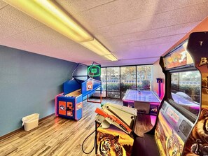 Game room - Oceanfront Resort Condo with Balcony (Myrtle Beach)