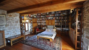 5 Schlafzimmer, Bügeleisen/Bügelbrett, WLAN, Bettwäsche