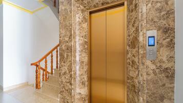 Elevator