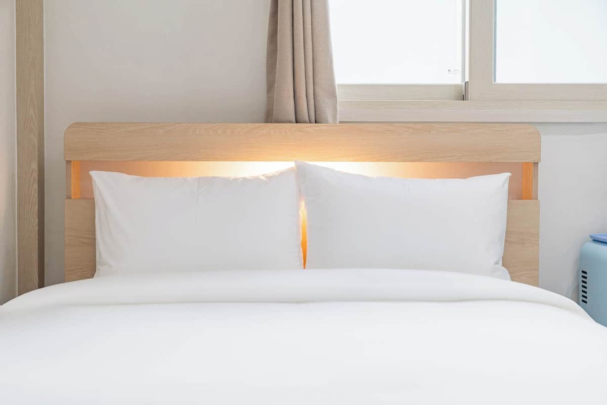 Chambres insonorisées, Wi-Fi gratuit, draps fournis