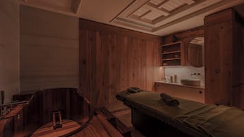 Parihoitohuone(ita), sauna, höyrysauna, turkkilainen sauna