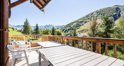 Fully equipped chalet for 14 pers