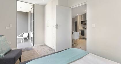 KMG Apartments at The Apex