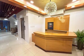 Reception - LuxeLite Suites Pasay (Pasay)