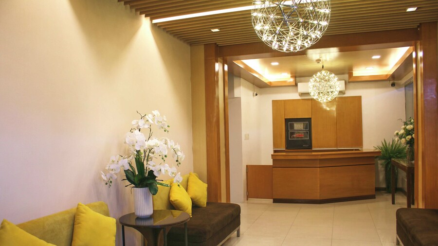 LuxeLite Suites Pasay