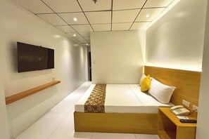 Habitación estándar | Escritorio, wifi gratis, ropa de cama